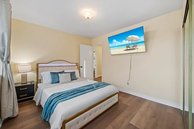 Building Photo - 2003 Pierce Ct