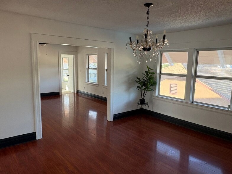 Building Photo - 3624 Arlington Ave