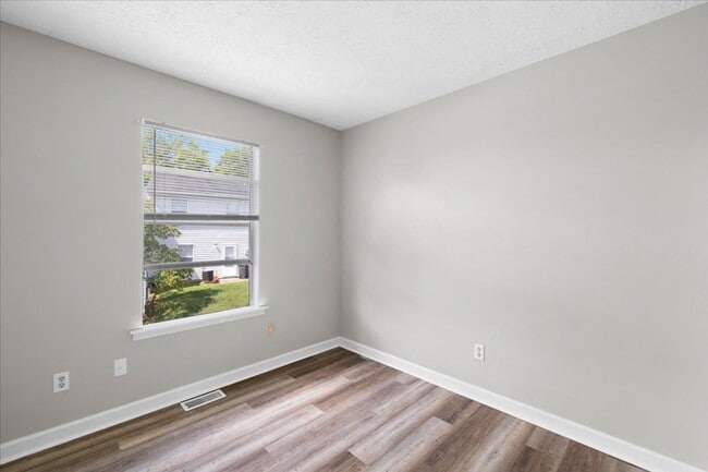 Building Photo - 152 Clover Valley Cir