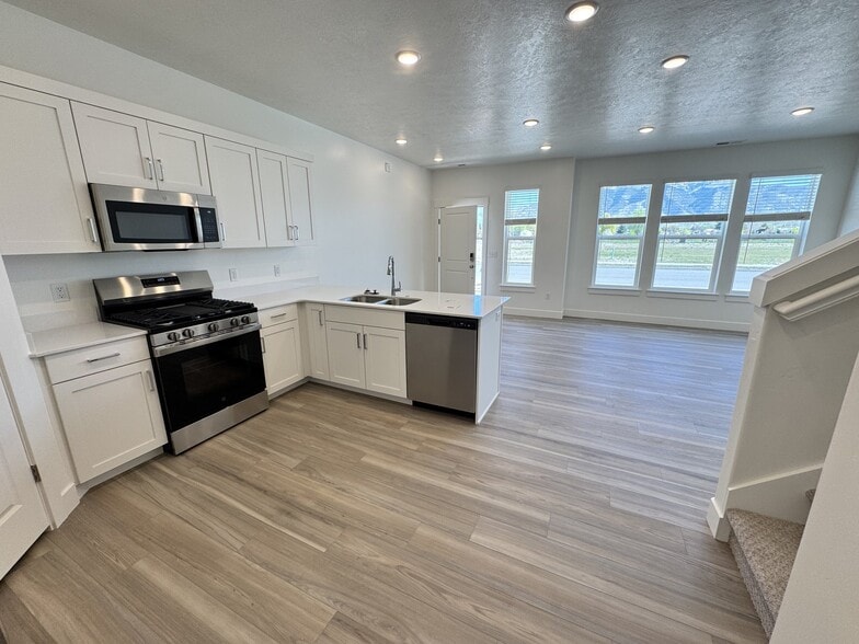 Building Photo - 526 S 1215 W