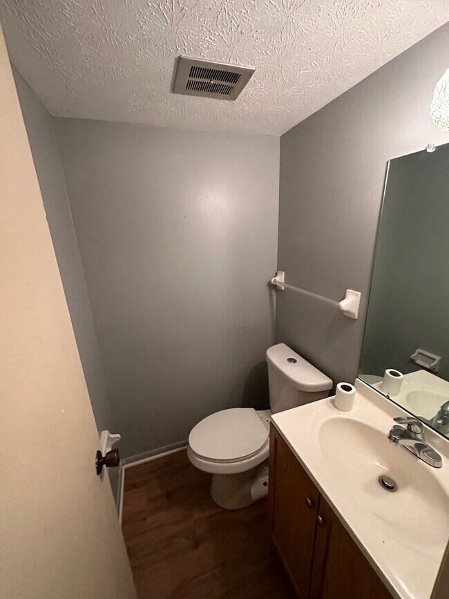 Building Photo - 6570 Santa Cruz Pl