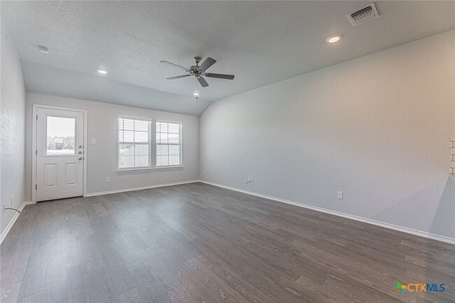 Building Photo - 1226 LEXINGTON Dr