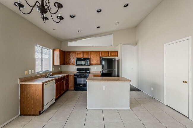 Building Photo - Home for rent