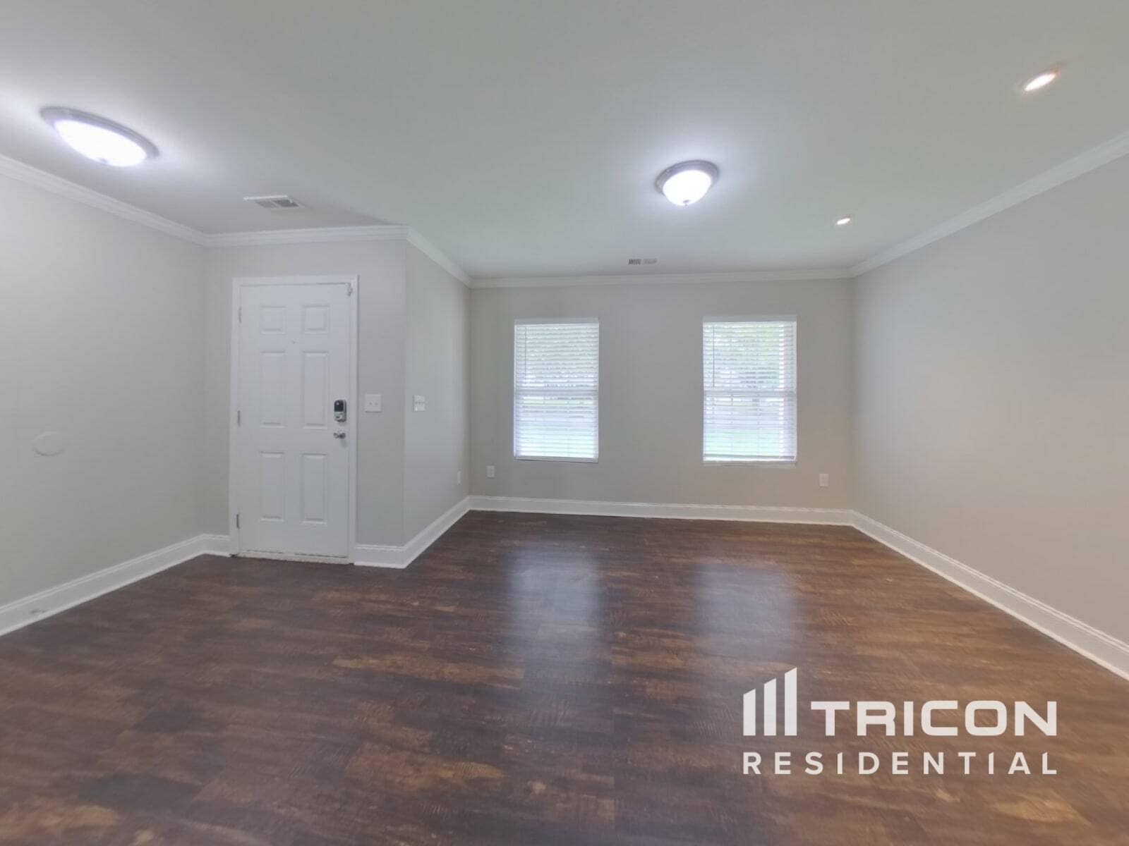Building Photo - 4116 Larkhaven Village Dr