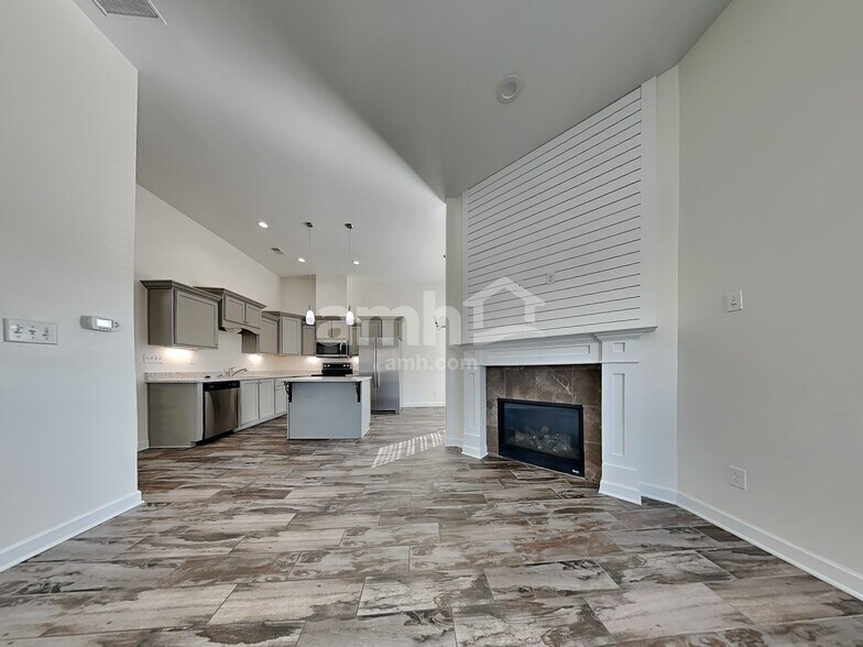 Building Photo - 2653 Molly Ln