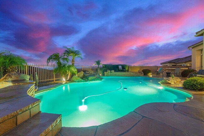 Building Photo - 3644 N Sagewood Cir