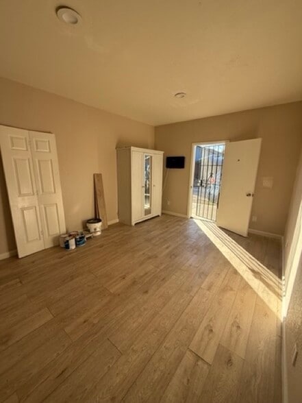 Building Photo - 1034 Prune St