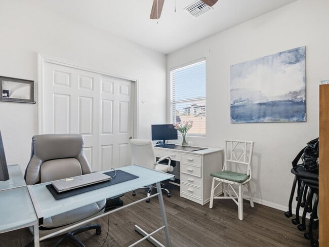Building Photo - Spacious Cul-de-Sac Living with Modern Comforts & Community Perks
