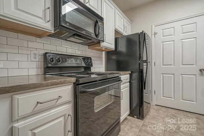 Building Photo - 3246 Margellina Drive