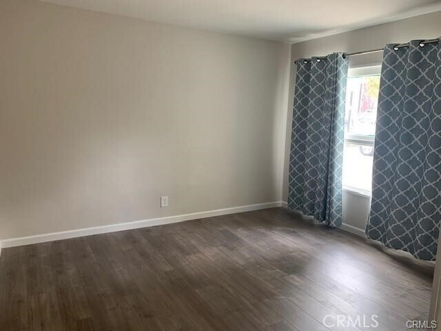 Building Photo - 1809 E 4th St