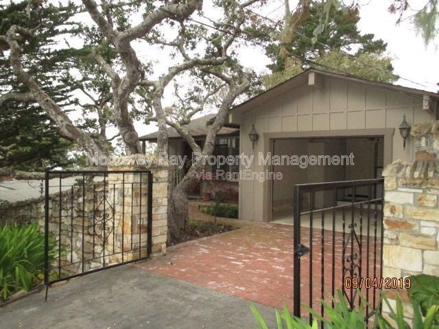 Building Photo - 3NW Guadalupe Ave