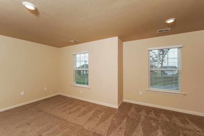 Building Photo - 6489 Rainbow Row