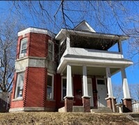 Building Photo - 814 Elmwood Ave