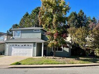 Building Photo - 3/2 in Great Family Neighborhood