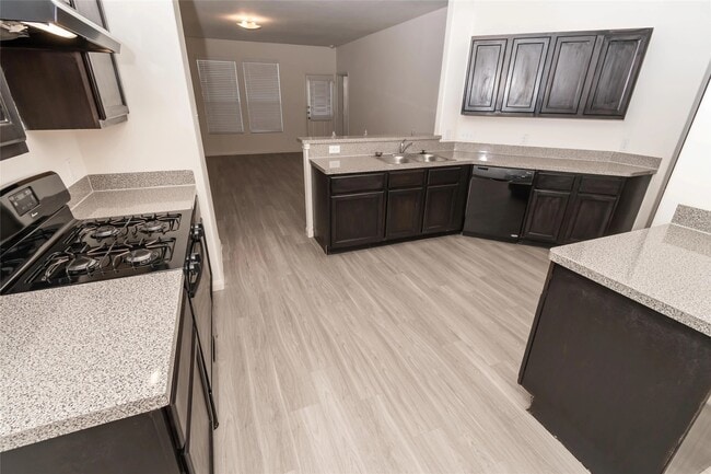 Building Photo - 2523 Montecito Ln