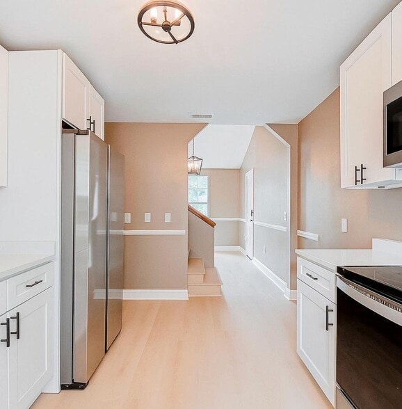 Building Photo - 512 Mason Ave