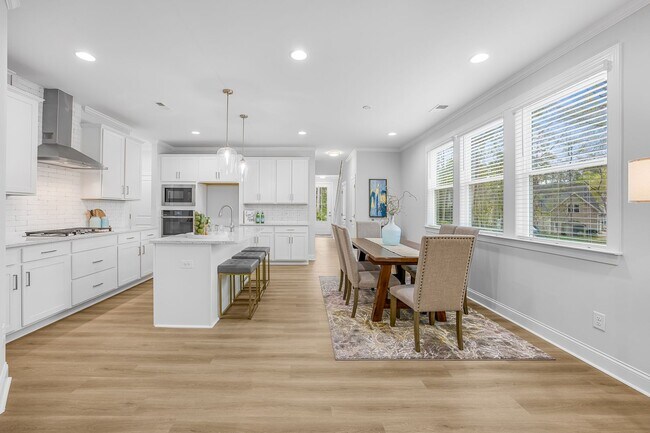 Building Photo - Washam Potts Townhomes