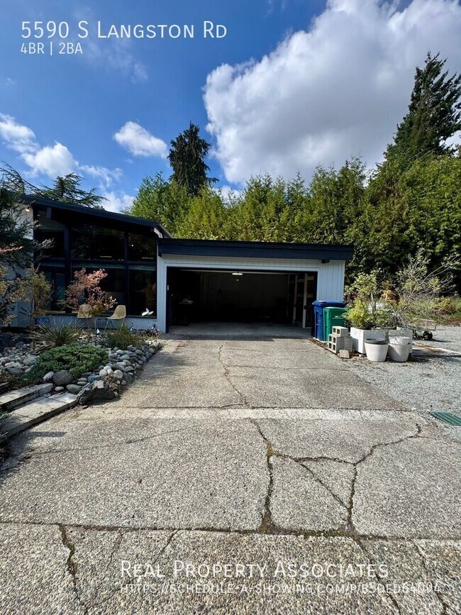 Building Photo - 5590 S Langston Rd