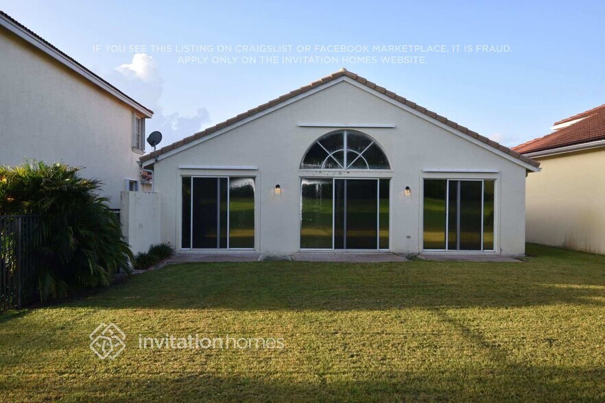 Building Photo - 11121 Laurel Walk Rd