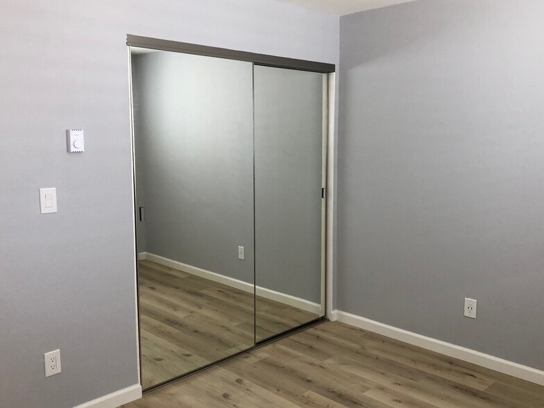 Building Photo - 1220 Amethyst St