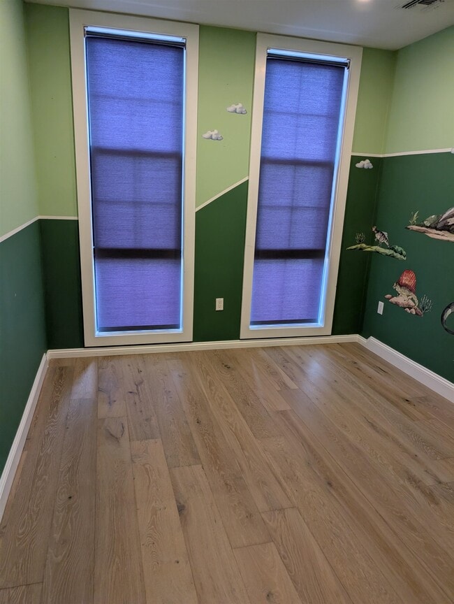 Building Photo - 580 Palisade Ave