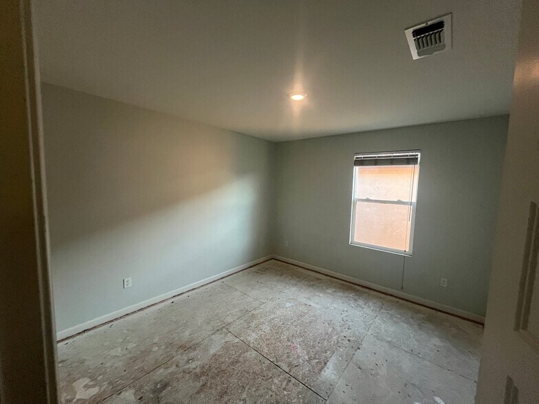 Building Photo - 3217 Auburn Leaf Loop