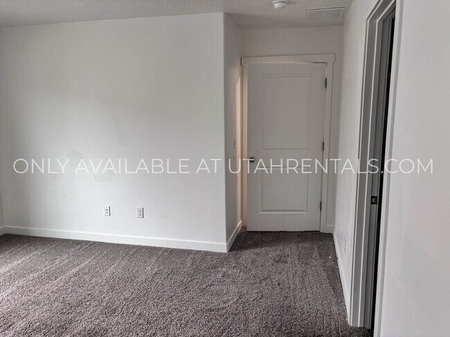 Building Photo - 3741 W 860 N