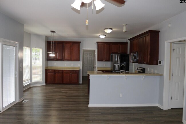 Building Photo - 70 Ballymore Ct