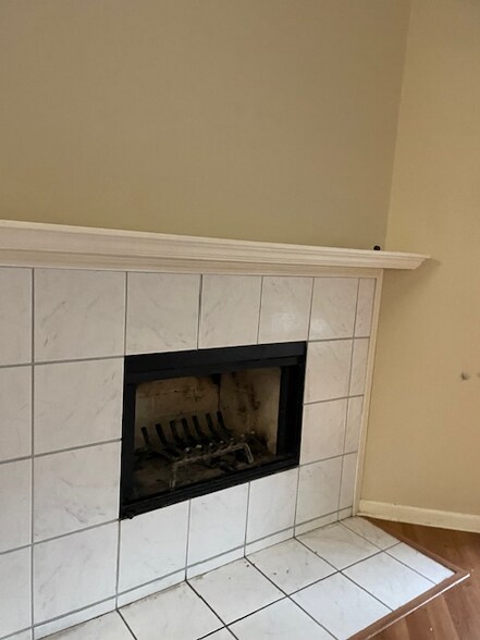 Building Photo - 1319 Blakemore Ct