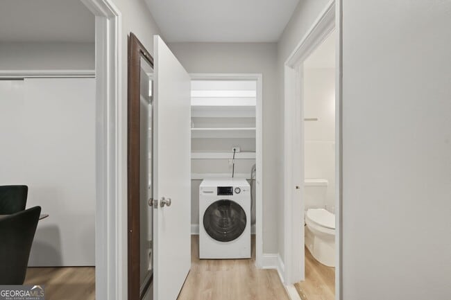 Building Photo - 3645 Peachtree Rd NE