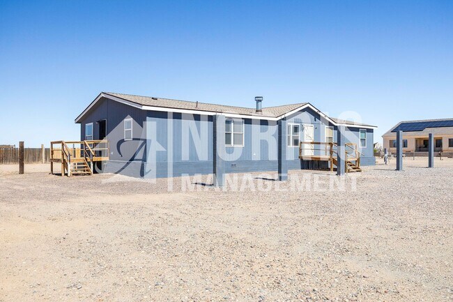 Building Photo - 9960 S Niehaus Rd