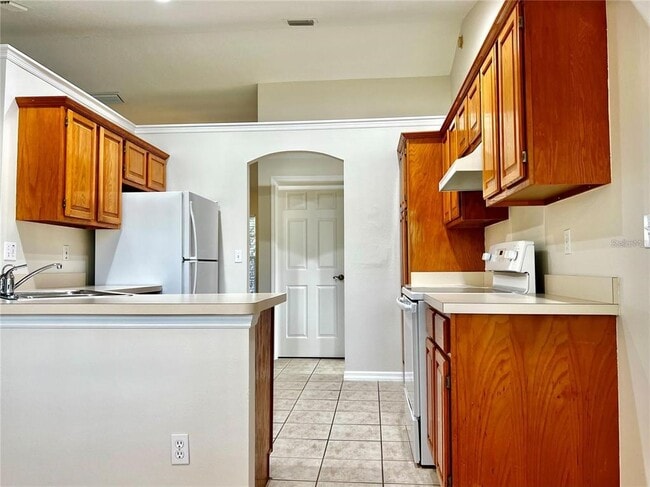 Building Photo - 16216 Hillside Cir