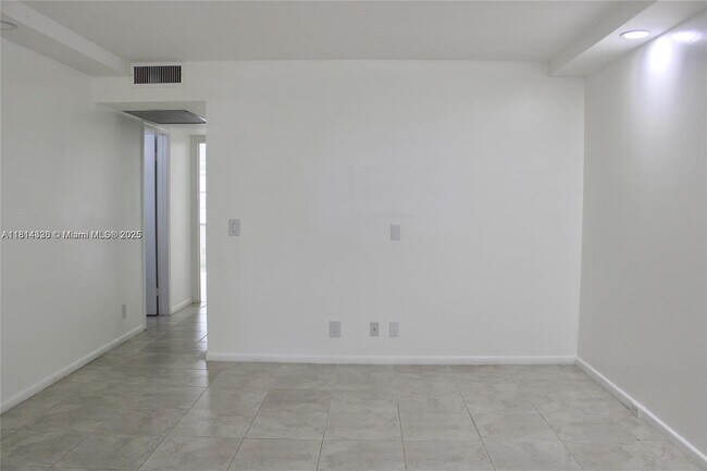 Building Photo - 251 SW 132nd Way