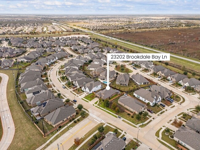 Building Photo - 23202 Brookdale Bay Ln