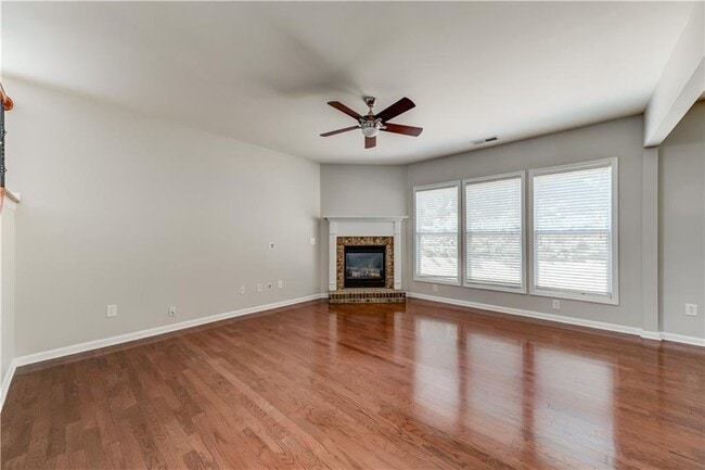 Building Photo - 2390 Mindy Ln