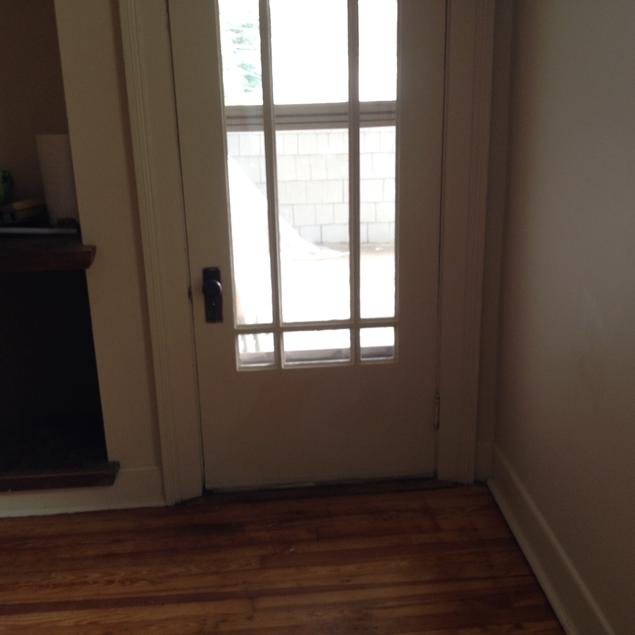 living room to 2nd fl -no outside accessporch - 1211 Marion St