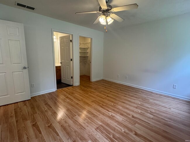 Building Photo - 7792 Sandalwood Dr