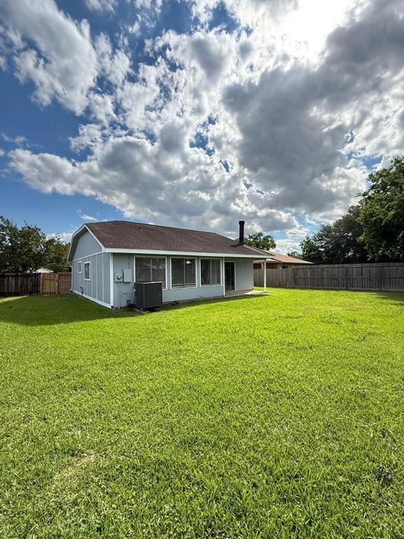 Building Photo - 14054 Bell Towne Dr
