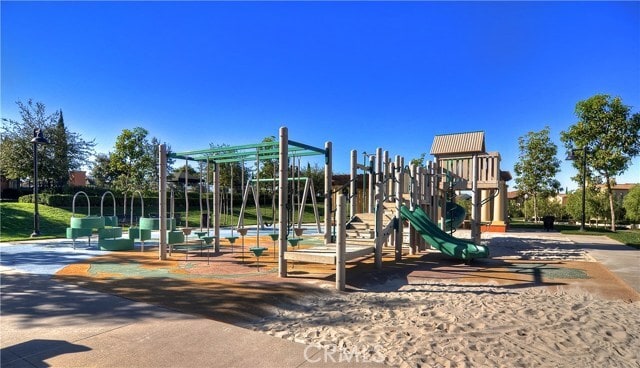 Building Photo - 123 Quiet Grove