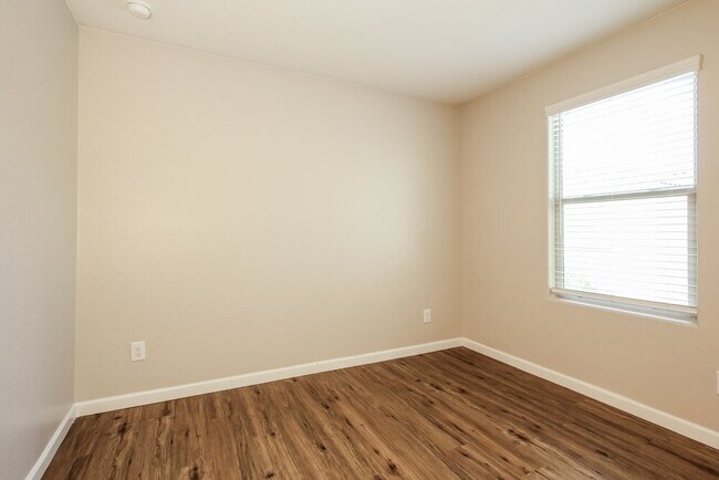 Building Photo - 8225 W Illini St