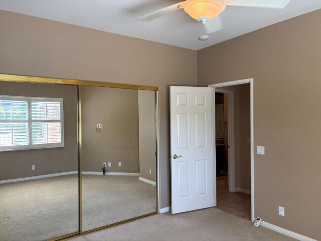 Building Photo - 45218 Coeur Dalene Dr