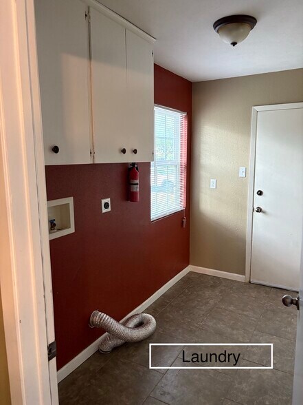 Laundry Room - 1510 Luray Dr