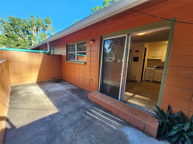 Building Photo - 1931 NW 4th Ave