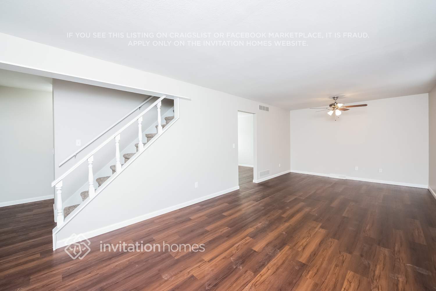 Building Photo - 10511 Owens St