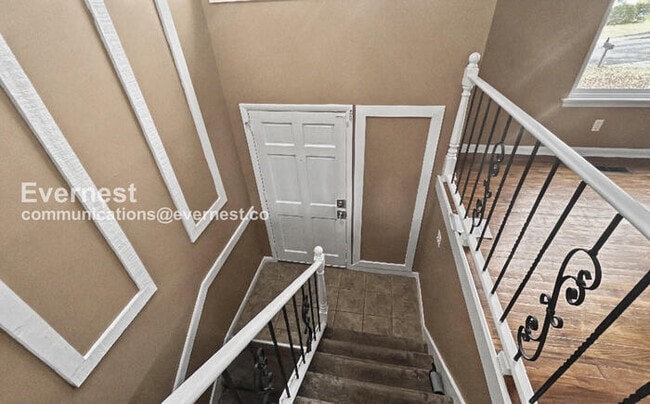 Building Photo - 1729 Molly Ln