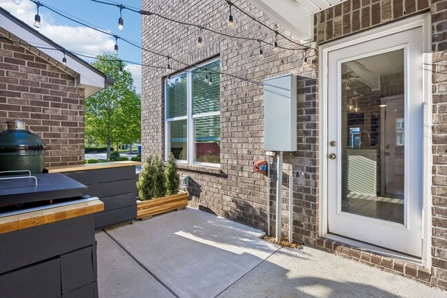 Building Photo - 140 Jackson Alan Dr