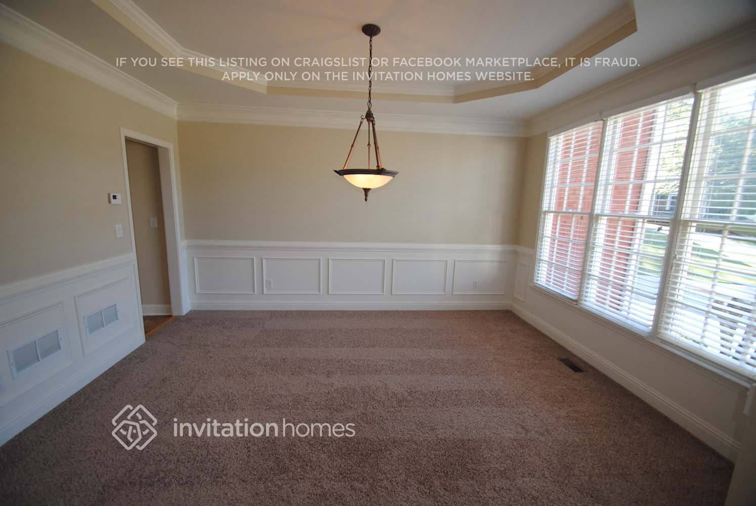 Building Photo - 913 Daylight Cir