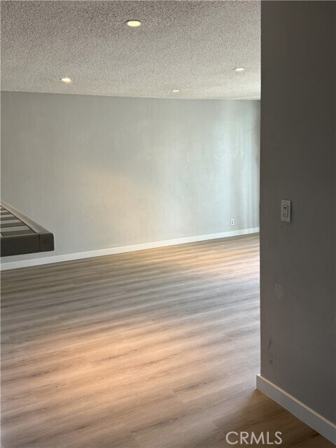 Building Photo - 805 Glenway Dr