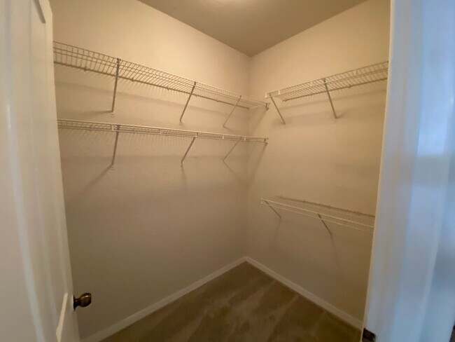 Building Photo - Ground Floor - 2 Bedrooms, 2 Bathrooms