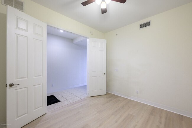 Building Photo - PRICE DROP!! Luxury Waterfront Living with Deeded Dock – Punta Gorda Isles